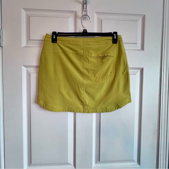 Title Nine Rogue Skort 5" Chartreuse Green/Yellow Nimblene Women’s size 8 - Picture 3 of 11
